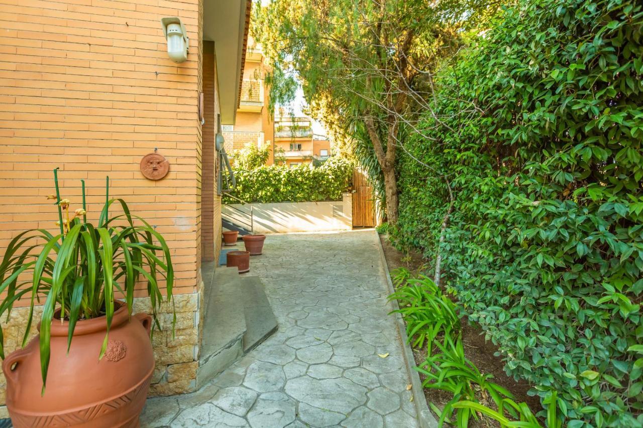 St Peter'S Spacious 4 Bdr With Private Parking Apartment Roma Exterior foto
